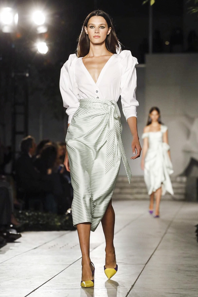 2018 S/S 캐롤리나 헤레라 컬렉션 | 인스티즈