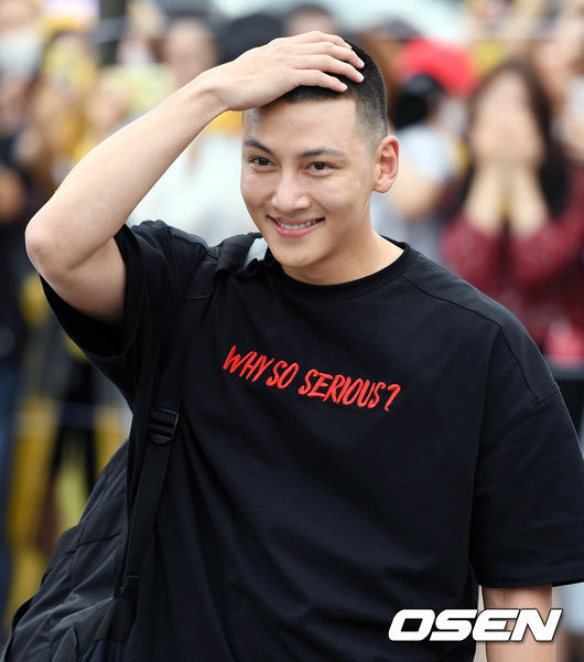 입대하는 지창욱. jpg | 인스티즈